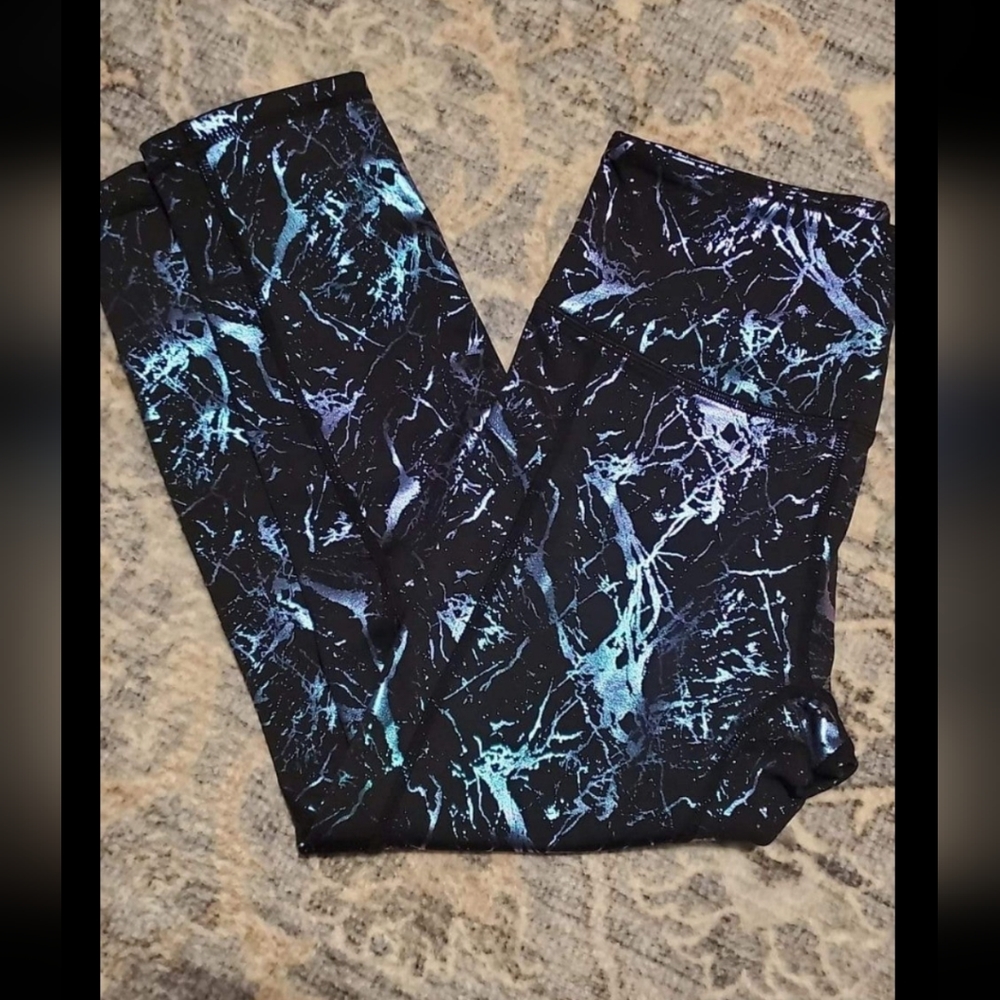 Curves n combatboots capris with pockets size XS